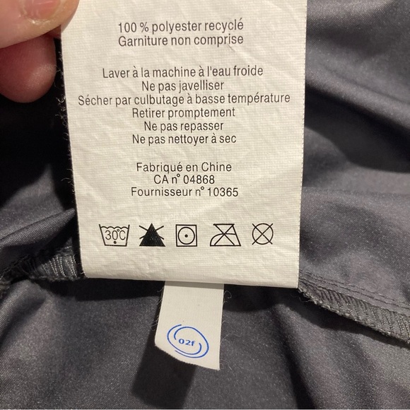 MEC Sz L Super Light Weight Outdoor Hiking Layering Rain Windbreaker Reflectors - Picture 11 of 15